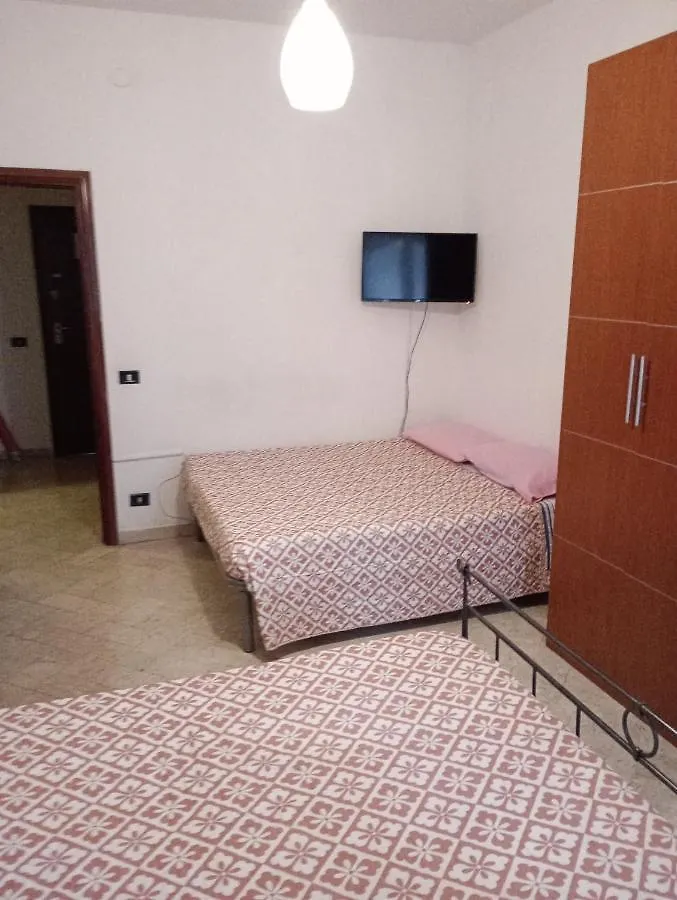 Hotel Casa Piacquadio Bari 0*,  Italien